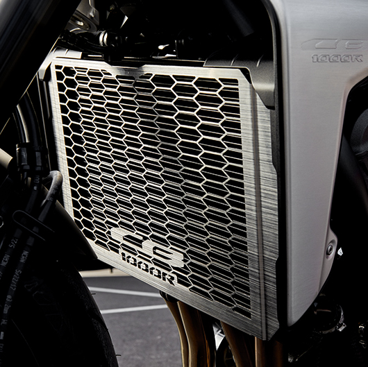 RADIATOR GRILLE