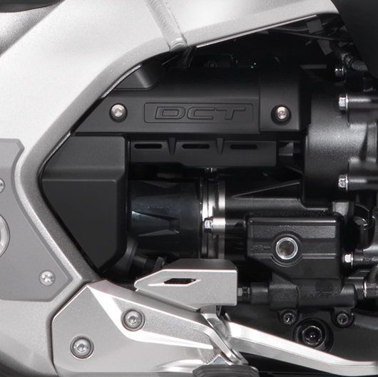 7-SPEED AUTOMATIC DCT